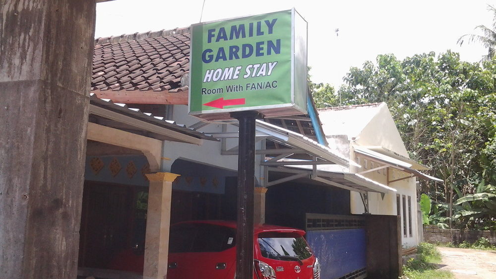 Family Garden Homestay Mangsit Exteriér fotografie