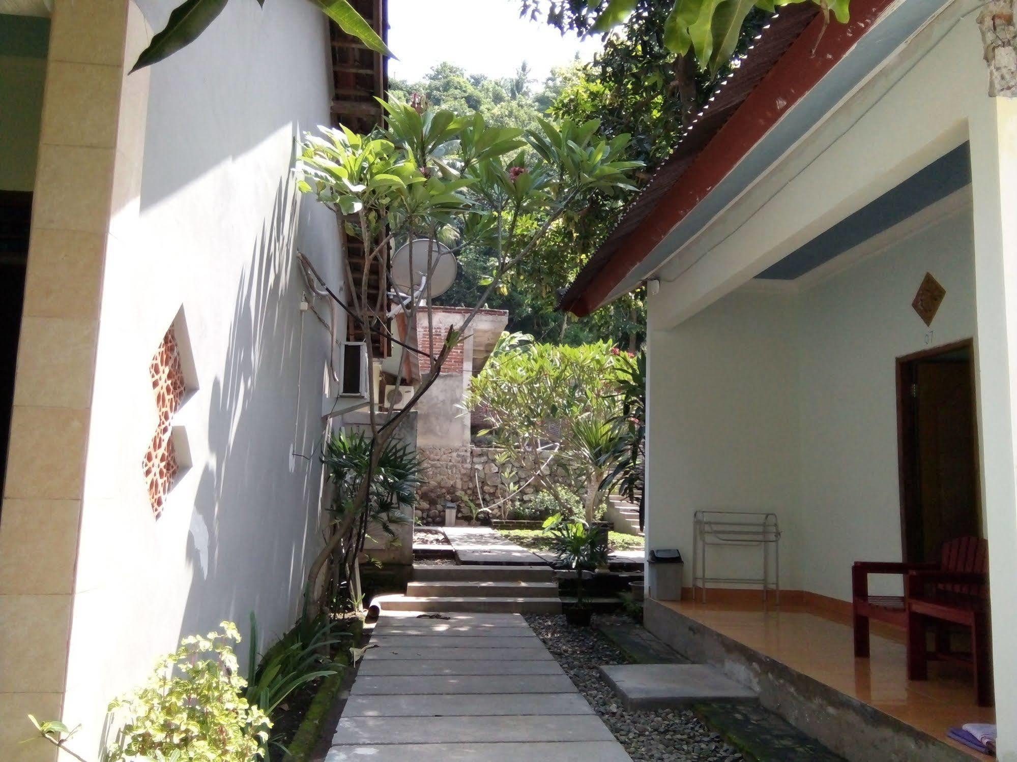 Family Garden Homestay Mangsit Exteriér fotografie